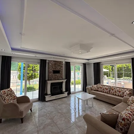 Villa Fergana - *